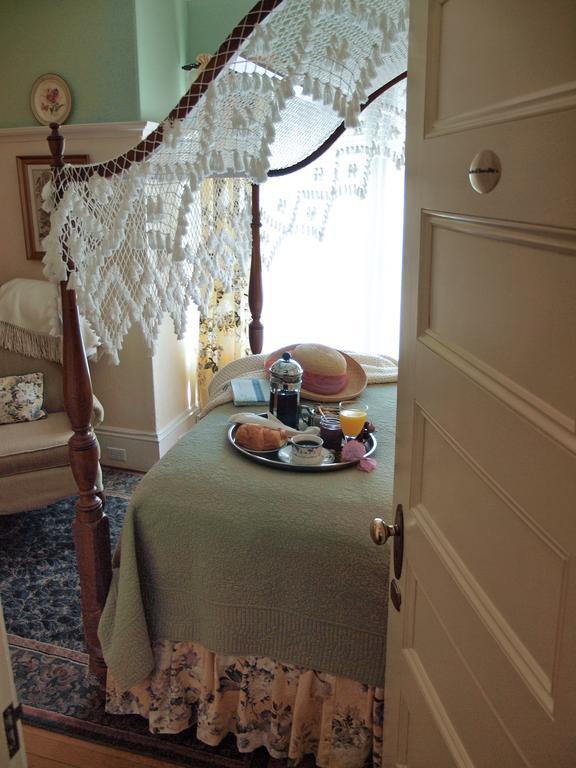 Belmont Inn Camden Room photo